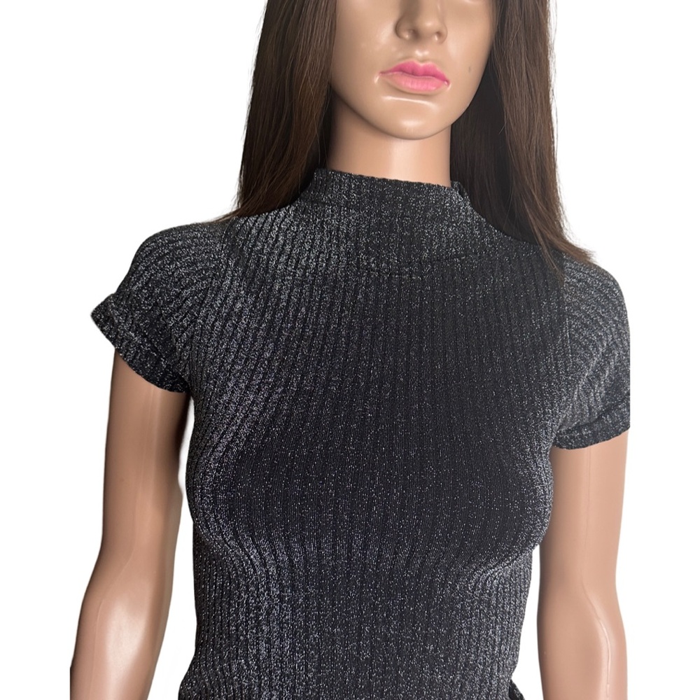 Elegant Black Ribbed Women's Top
